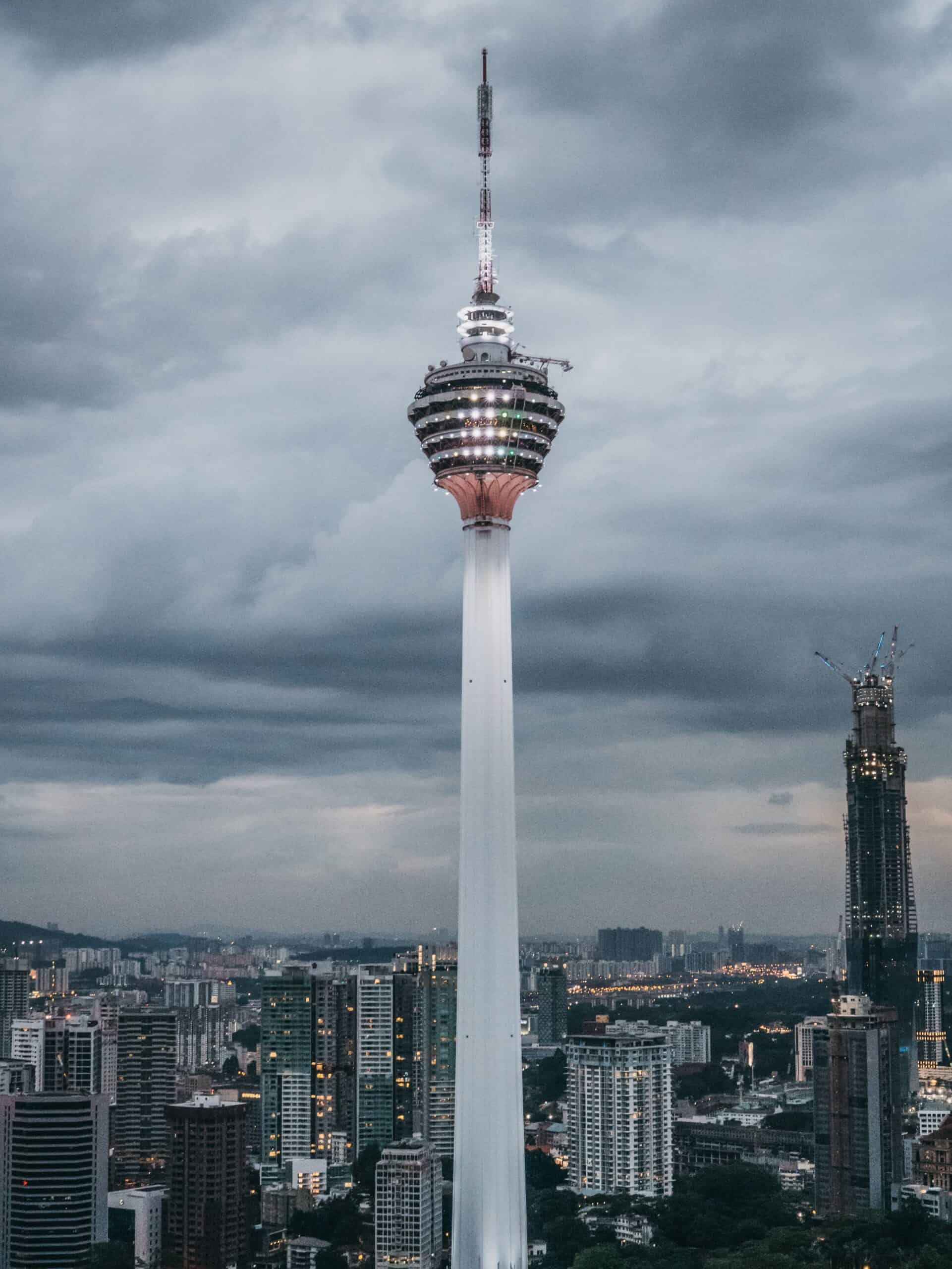 A picture of the Menara Kuala Lumpur. 
