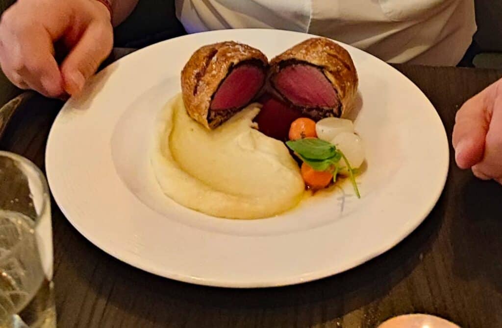 A picture of Beef Wellington in Vegas. Meals like this are expensive. 