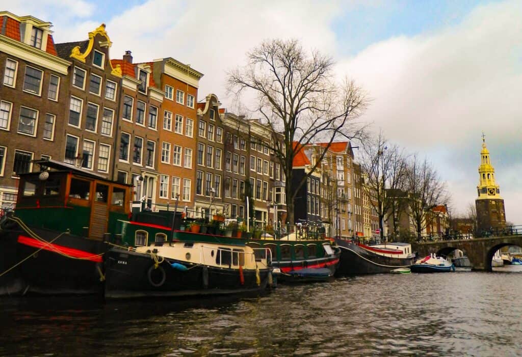 amsterdam free boat tour